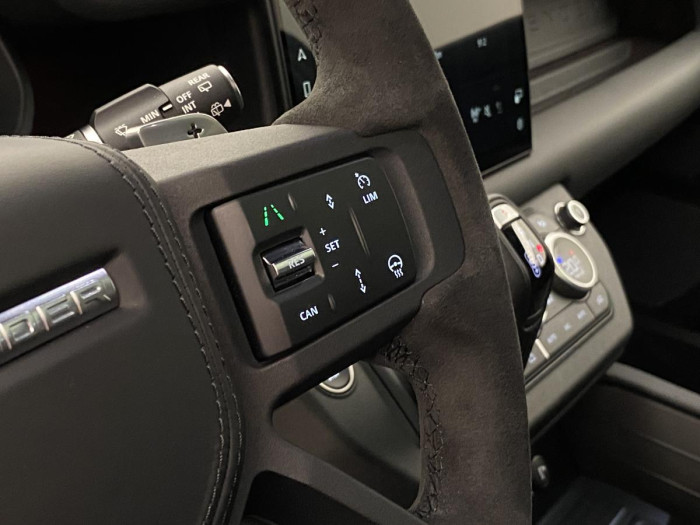 Land Rover Defender 110 V8 P525 AWD AUT REZERVACE 5.0 V8