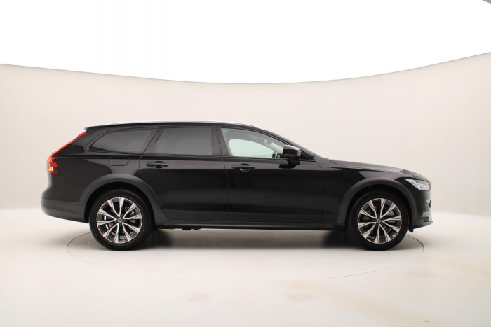 Volvo V90 CC B4 AWD PLUS AUT - REZERVACE