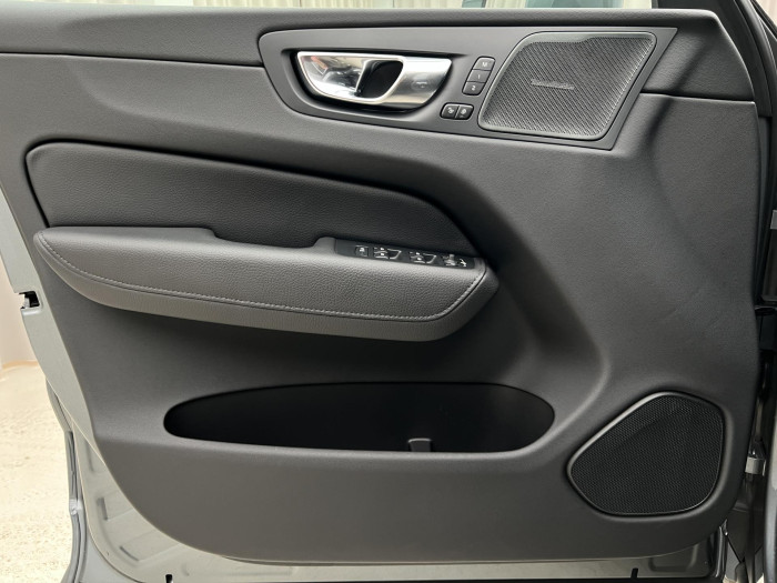 Volvo XC60 B5 AWD INSCRIPTION AUT