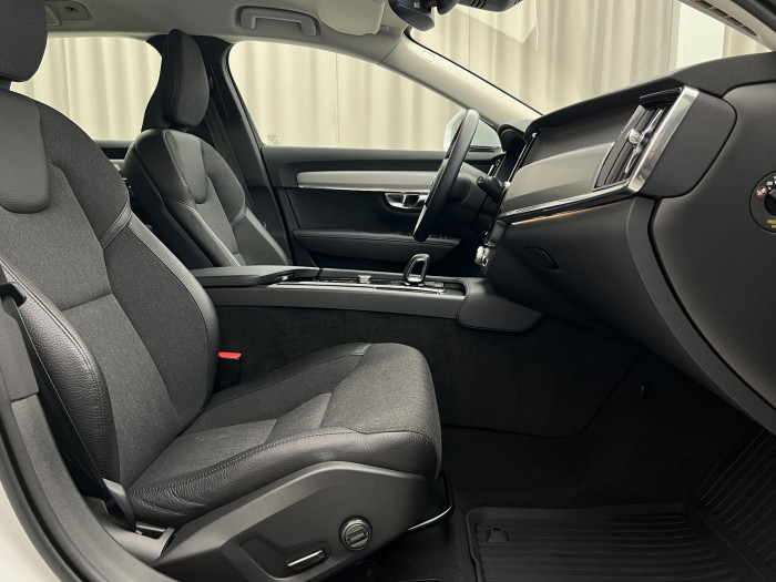 Volvo V90 B4 MOMENTUM AUT 2.0 Momentum