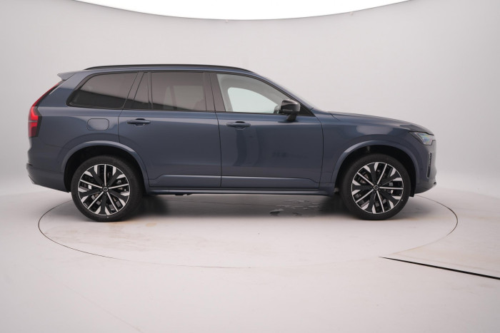 Volvo XC90 B5 AWD AUT DARK PLUS 7míst