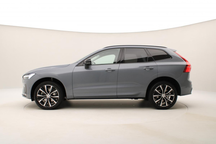 Volvo XC60 B4 AWD ULTIMATE DARK AUT CZ