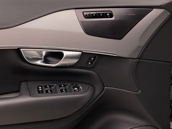 Volvo XC90 B5 AWD PLUS BRIGHT AUT CZ 7m