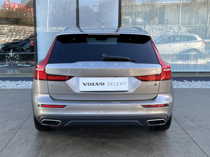 Volvo V60 CROSS COUNTRY B4 AWD Aut 1.maj