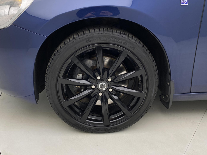 Volvo V60 D5 VOLVO OCEAN RACE AUT CZ 2.4 d