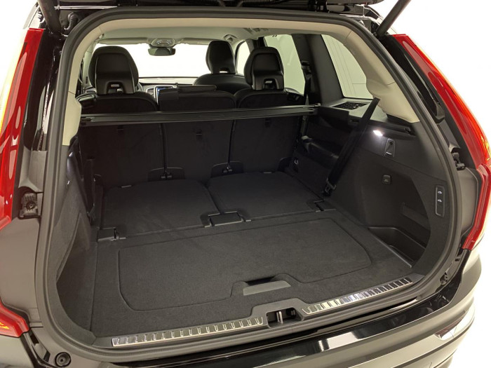Volvo XC90 B6 AWD AUT BRIGHT PLUS 7-míst 2.0 Plus