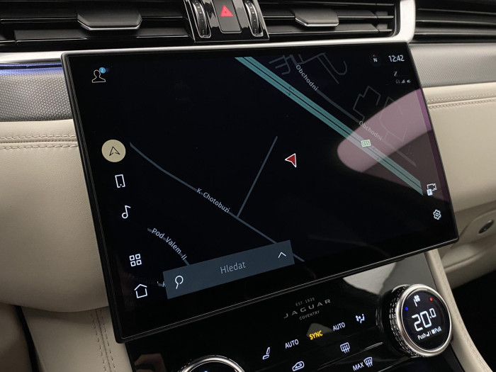 Jaguar F-Pace 5.0 V8 SVR AWD AUT REZERVACE 5.0 V8