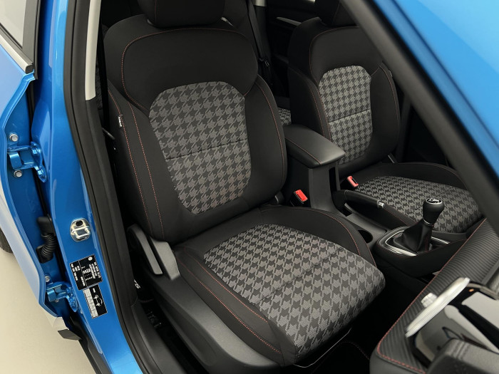 MG ZS 1.5 ESSENTIAL PLUS CZ
