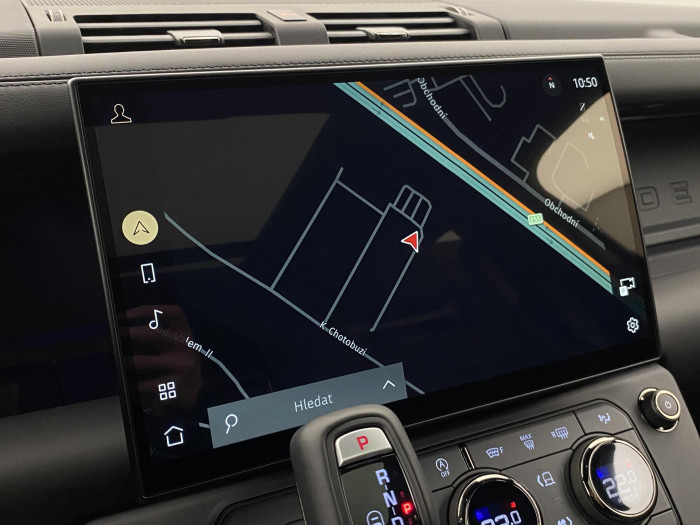 Land Rover Defender OCTA BLACK P635