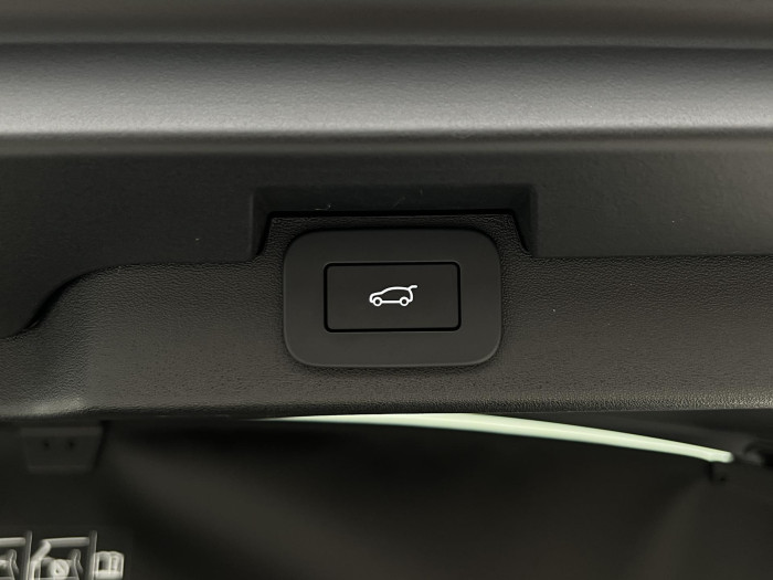 Land Rover Discovery D250 DYNAMIC SE AWD AUT CZ 3.0 d Dynamic SE