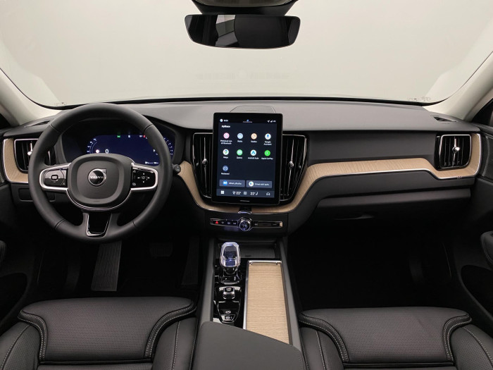 Volvo XC60 B5 AWD AUT DARK PLUS