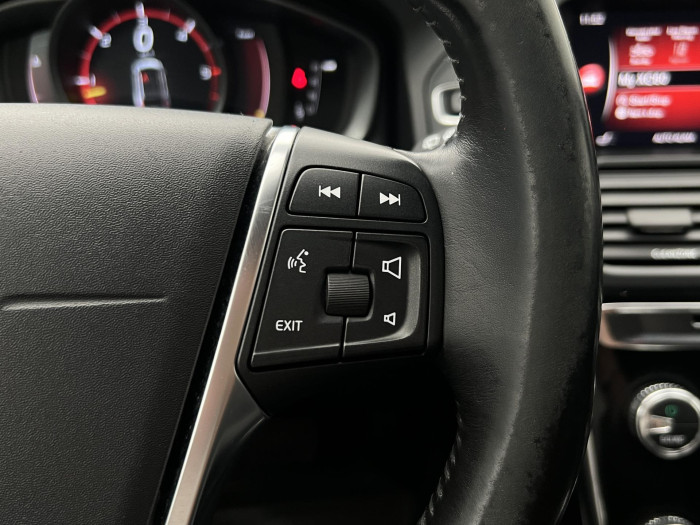 Volvo XC60 D4 AWD MOMENTUM AUT 2.4 d Momentum