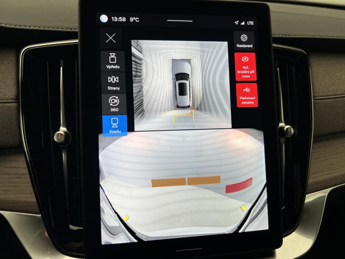 Volvo XC90 T8 AWD RECHARGE ULTRA DARK CZ