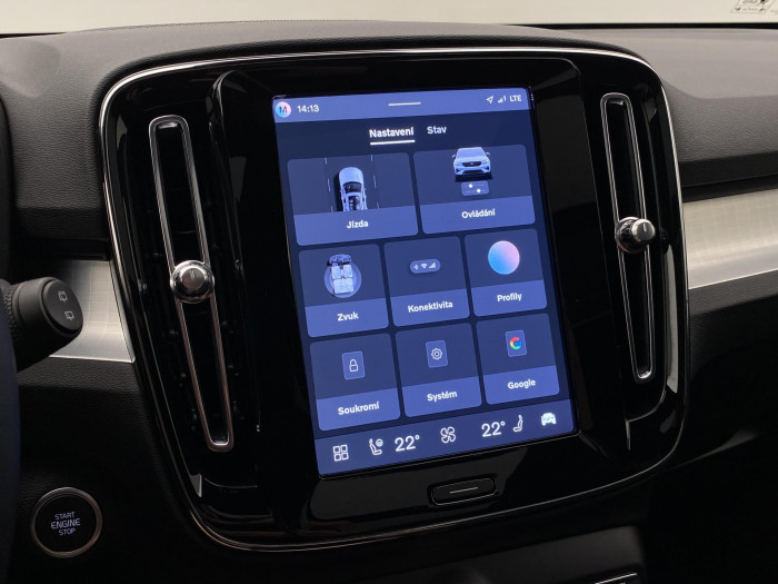 Volvo XC40 B3 AUT PLUS BLACK EDITION