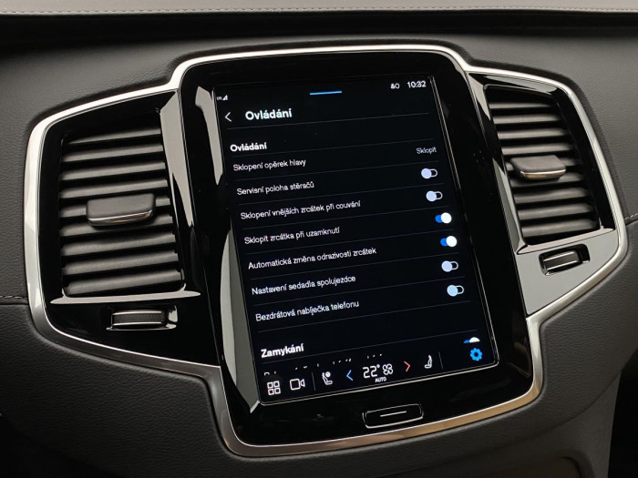 Volvo XC90 T8 AWD AT RECHARGE BRIGHT PLUS 2.0 AT Plus