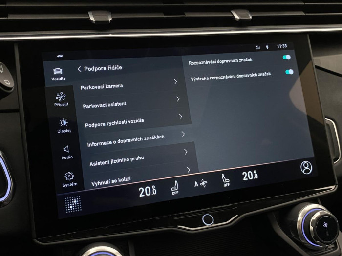 Lynk & Co 01 PHEV DCT AUT 1.maj.