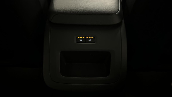 Volvo V60 B4 MOMENTUM AUT REZERVACE 2.0 Momentum