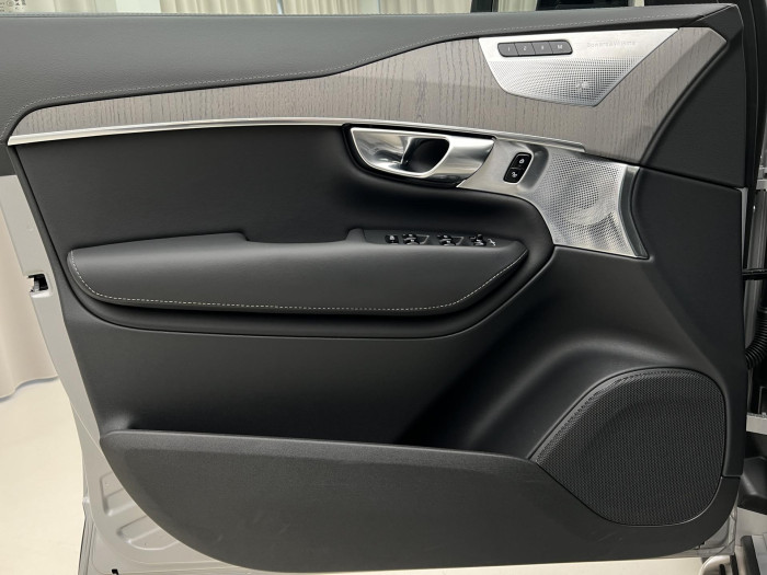 Volvo XC90 T8 AWD RECHARGE ULTRA DARK AUT