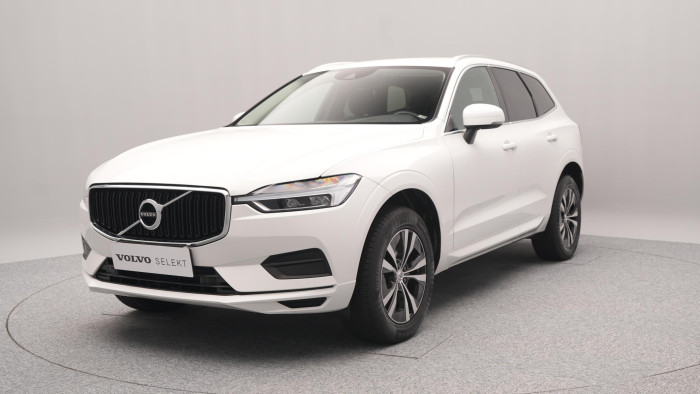 Volvo XC60 B4 AWD MOMENTUM PRO AUT CZ 2.0 Momentum