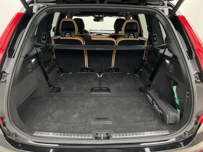 Volvo XC90 T8 AWD RECHARGE ULTRA DARK CZ