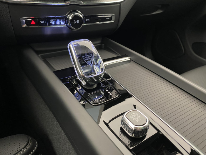 Volvo XC60 B5 AWD AUT ULTRA BLACK EDITION 2.0 Edition