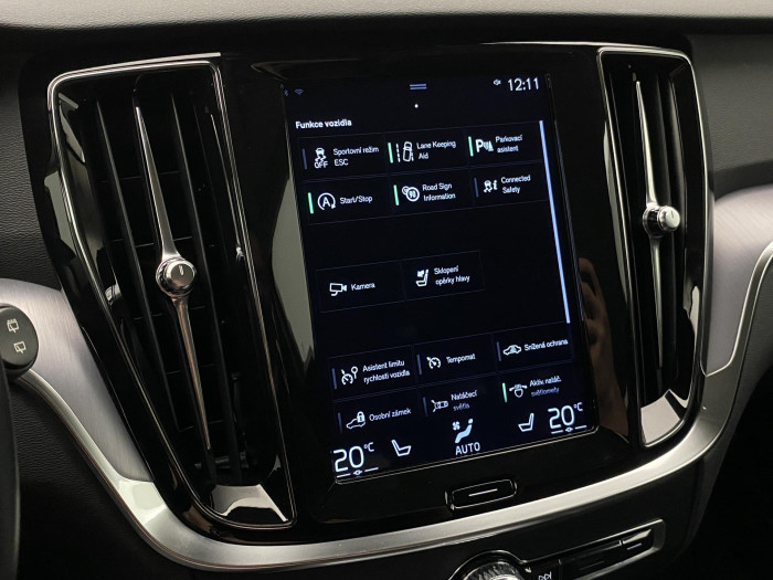 Volvo V60 D3 MOMENTUM NAVIGACE 2.0 d Momentum
