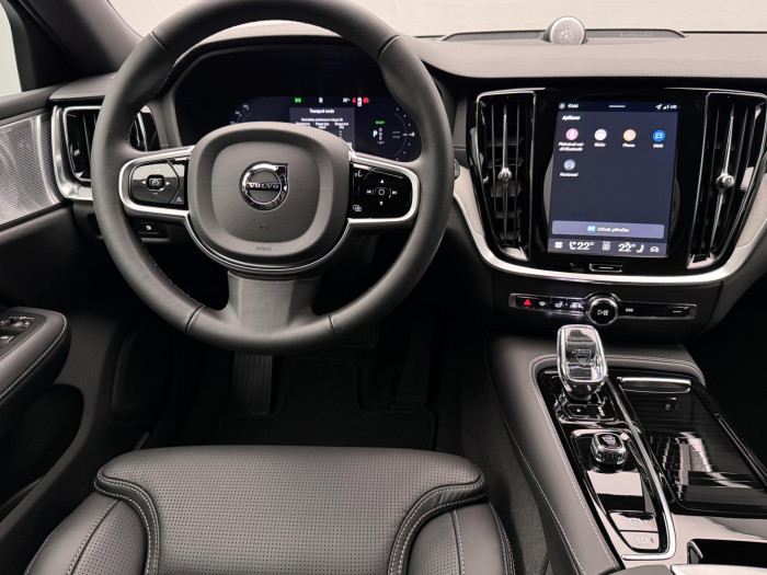 Volvo V60 T6 AWD Plug-in DARK ULTRA