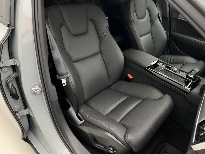 Volvo V90 T6 AWD RECHARGE PLUS DARK AUT