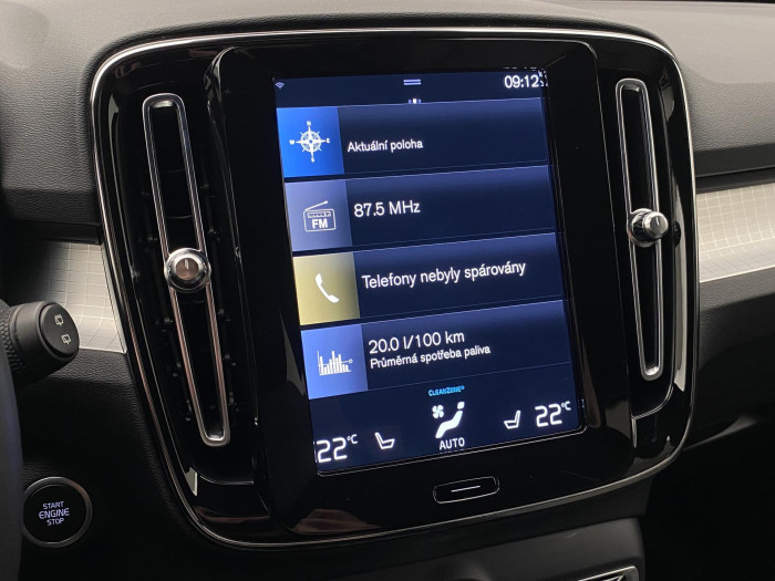 Volvo XC40 T4 RECHARGE CORE AUT CZ