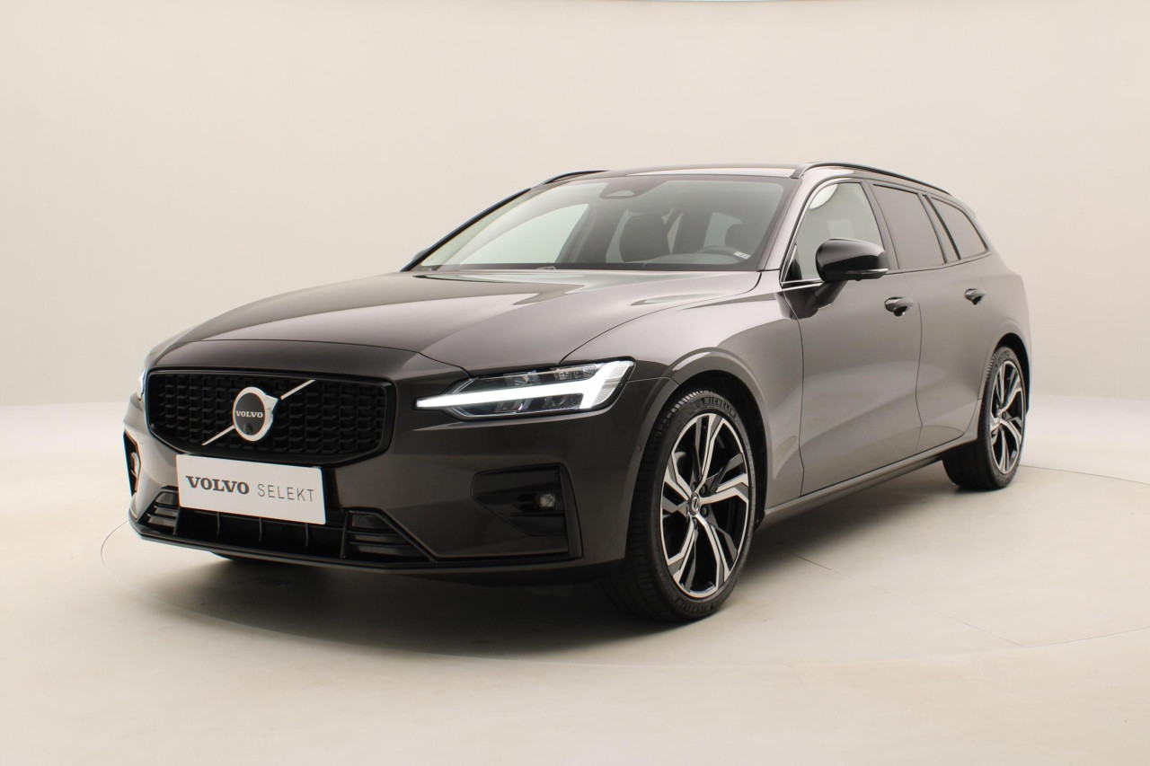 Volvo V60 B4 PLUS DARK AUT 1.maj.