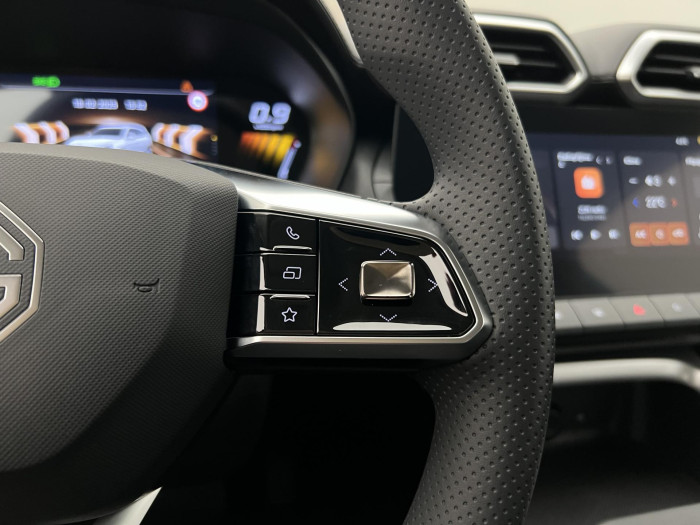 MG ZS ESSENTIAL Hybrid+ AUT