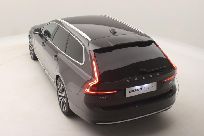 Volvo V90 T8 AWD PLUS RECHARGE CZ 1.maj