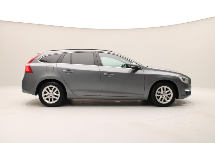 Volvo V60 D4 MOMENTUM AUT CZ 2.0 d Momentum
