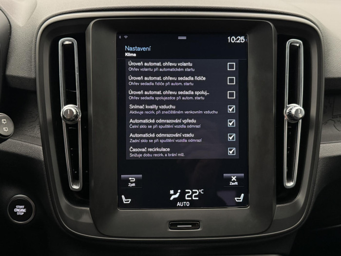 Volvo XC40 T2 MOMENTUM CORE CZ 1.5 Momentum