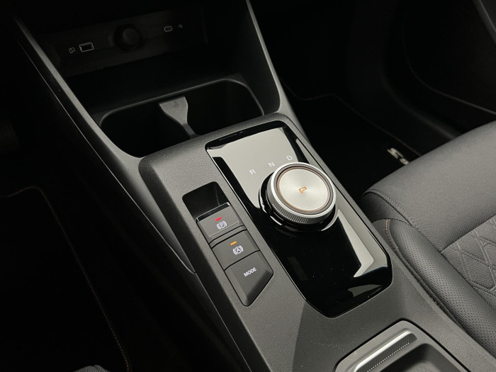 MG MG3 EXCLUSIVE HYBRID+ AUT CZ 1.maj 1.5 Exclusive