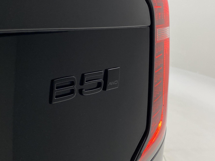 Volvo XC90 B5 AWD BLACK EDITION PLUS 7m