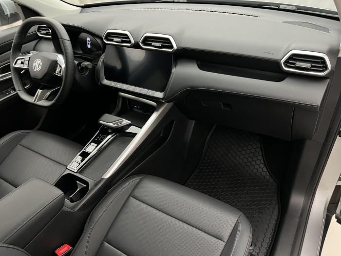 MG ZS 1.5 EXCLUSIVE HYBRID+ AUT CZ 1.5 Exclusive