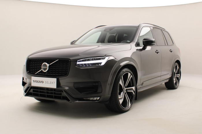 Volvo XC90 B5 AWD ULTIMATE DARK REZERVACE