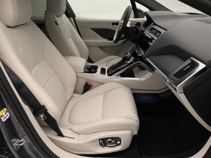 Jaguar I-Pace REZERVACE