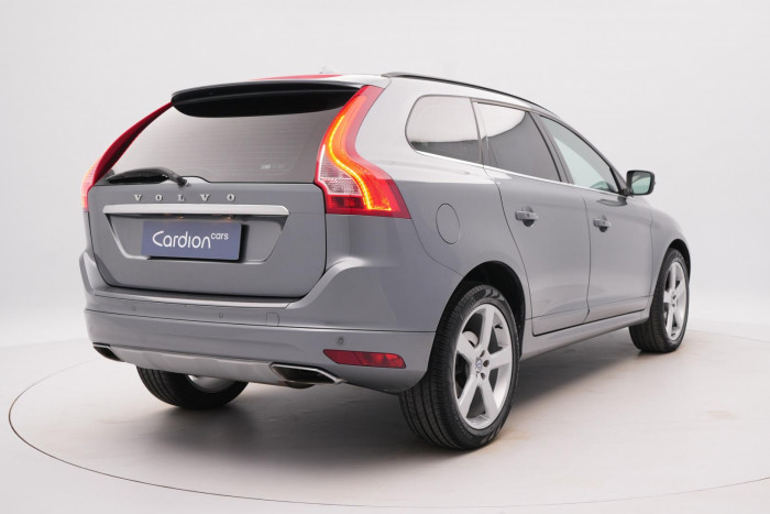 Volvo XC60 D5 AWD MOMENTUM AUT 2.4 d Momentum