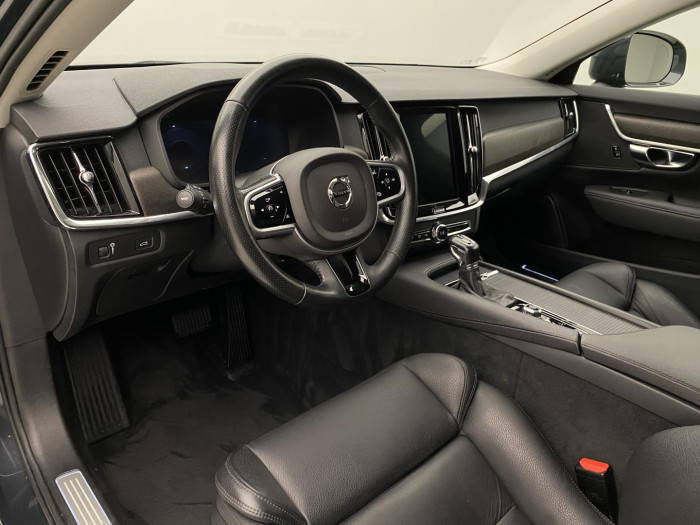 Volvo V90 CC D4 AWD MOMENTUM AUT 2.0 d CC CC Momentum