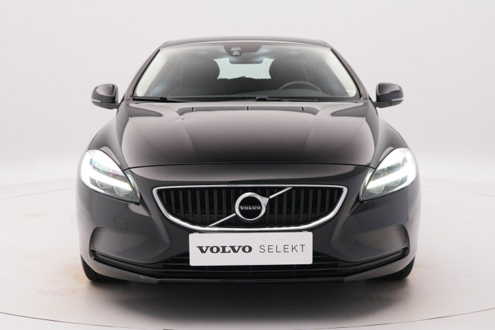 Volvo V40 T2 MOMENTUM AUT 1.maj CZ 1.5 Momentum