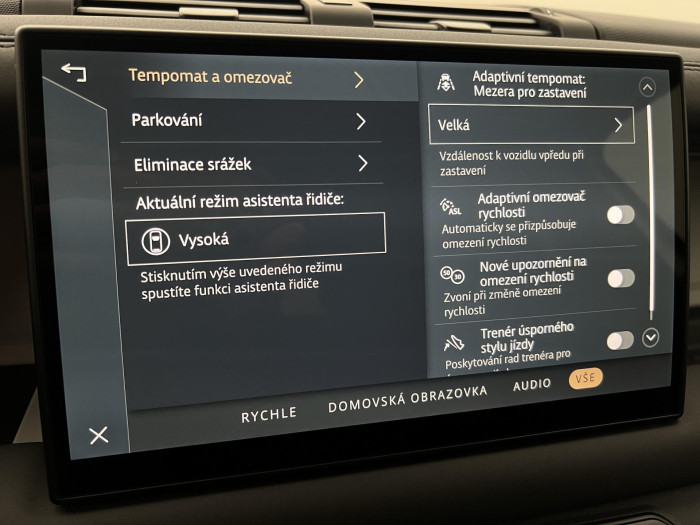 Land Rover Defender 110 D200 S AWD Aut REZERVACE 3.0 d