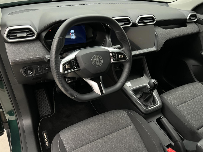 MG ZS 1.5 EXCITE CZ 1.maj.