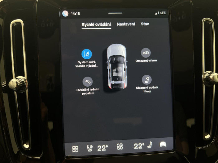 Volvo C40 RECHARGE TWIN MOTOR 1.maj.