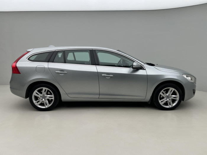 Volvo V60 D3 MOMENTUM AUT 2.0 d Momentum