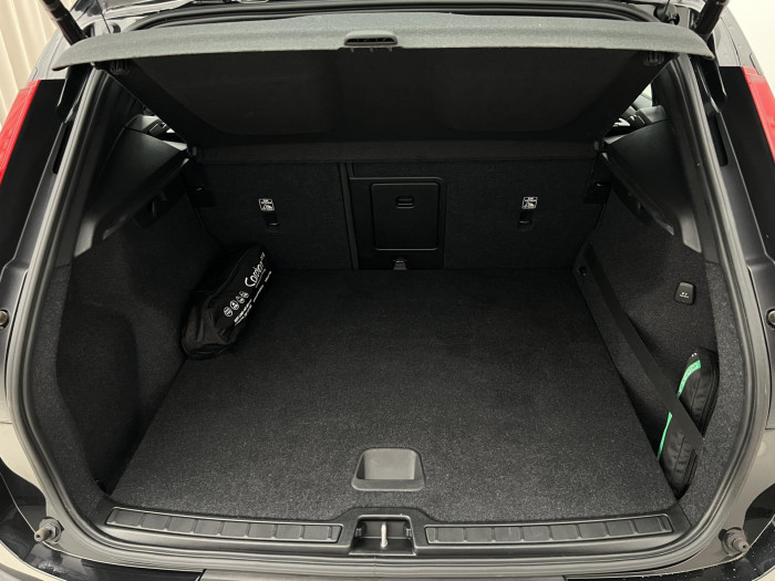 Volvo XC40 T2 MOMENTUM 1.maj. 1.5 Momentum