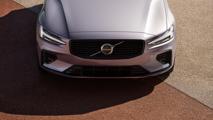 Volvo V60 T6 AWD Plug-in DARK PLUS