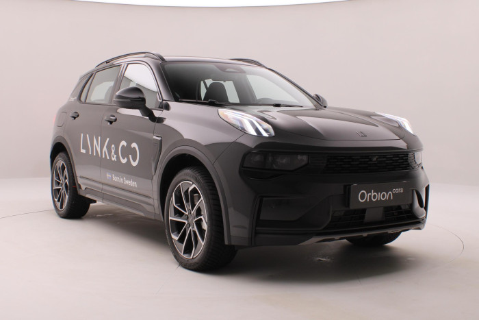 Lynk & Co 01 01 CORE PHEV