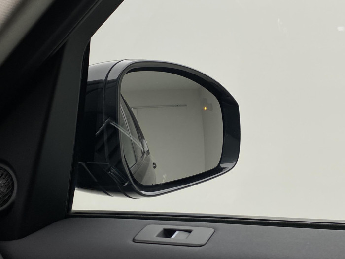 Land Rover Discovery D300 SE AWD AUT CZ 3.0 d SE